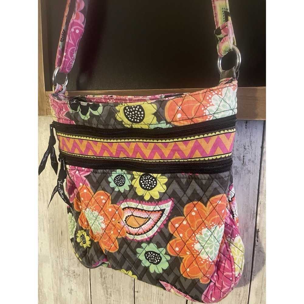 Vera Bradley Flower Shower Hipster Crossbody Bag Purse great shape - Picture 6 of 9